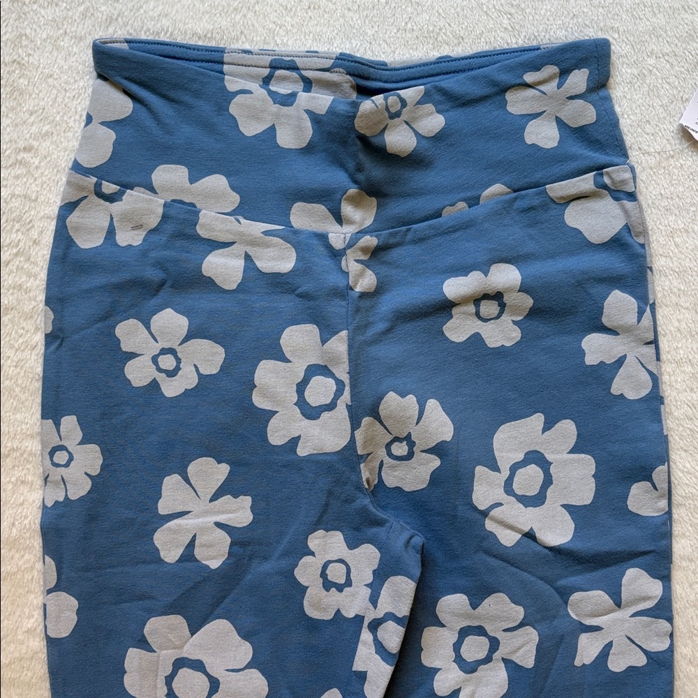 Floral Flare Kids Leggings - Picture 2 of 2